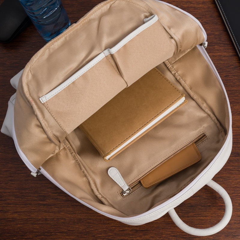 Skórzany plecak A4 duży pojemny do szkoły Włoski kremowy P16