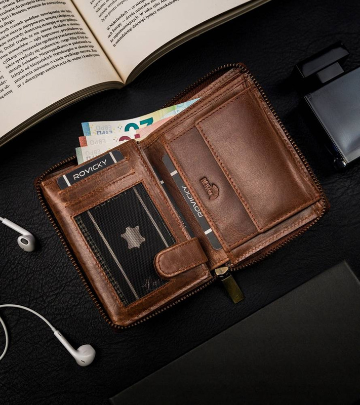 Zapinany Skórzany portfel z RFID od Always Wild