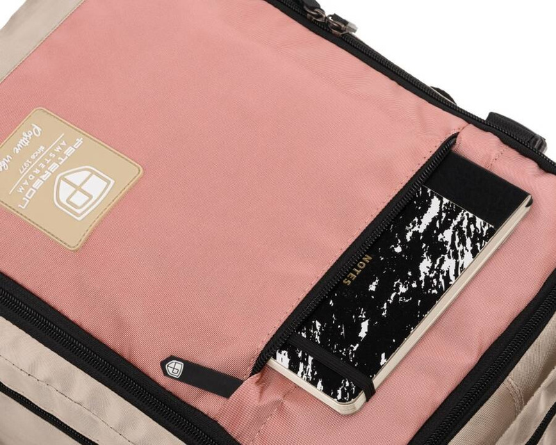 Pojemny, podróżny plecak kabinowy z portem USB - Peterson