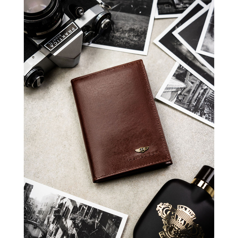 Skórzane, duże etui w brązowym kolorze przeznaczone na dokumenty i karty - Peterson