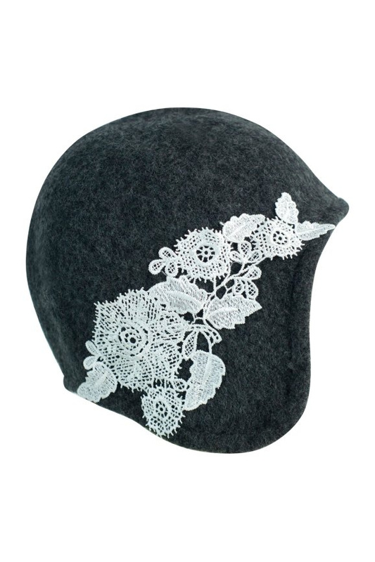 Czapka Delicate Flower