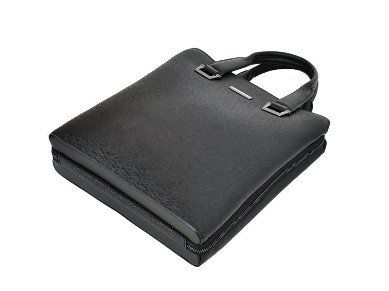 Skórzany elegancki damski kuferek Pierre Cardin