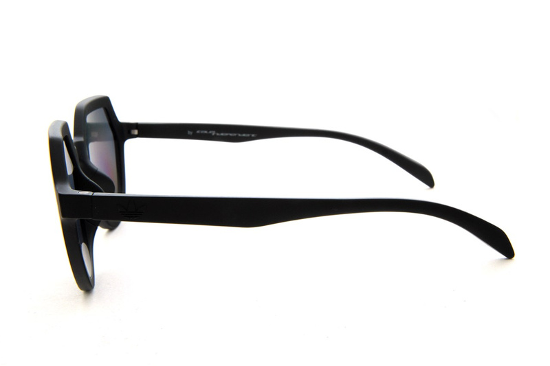 Okulary ADIDAS AOR018-009009. Okulary przeciwsłoneczne, Kolor czarny. Kobieta.