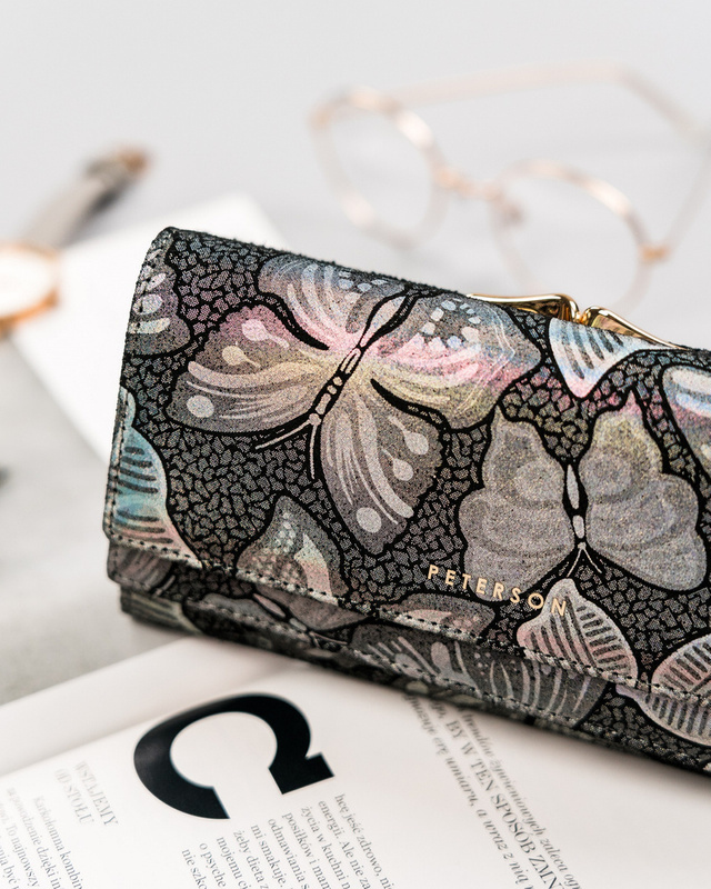 Skórzany damski portfel Peterson PTN 421028-ONBF