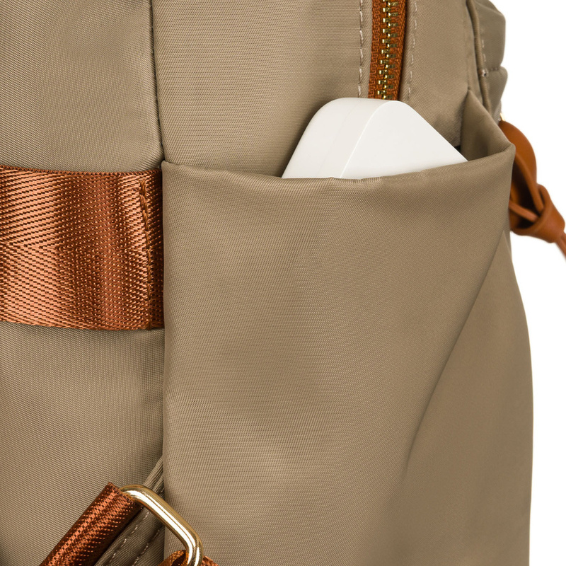 Praktyczny plecak miejski w kolorach khaki i brązowym, zamykany na suwak - Peterson