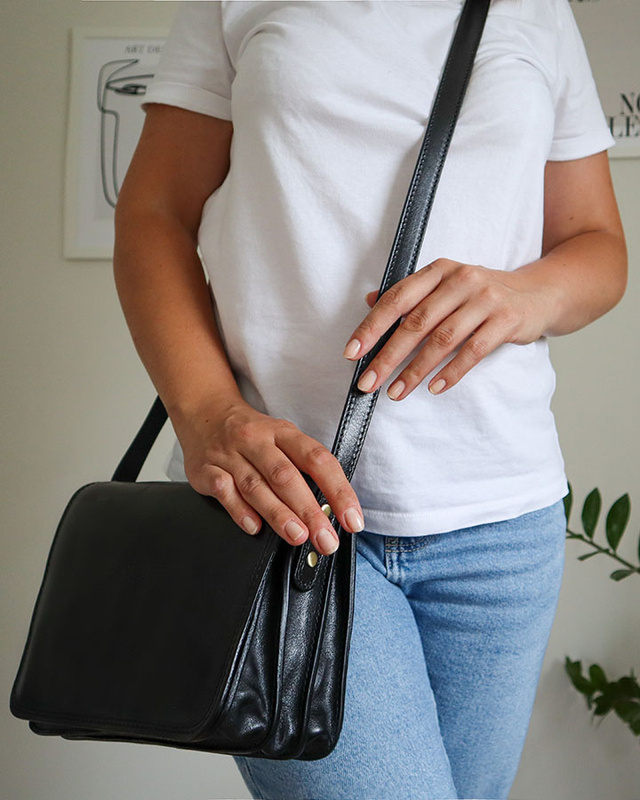 Włoska skórzana torebka listonoszka damska classic big - MARCO MAZZINI czarny