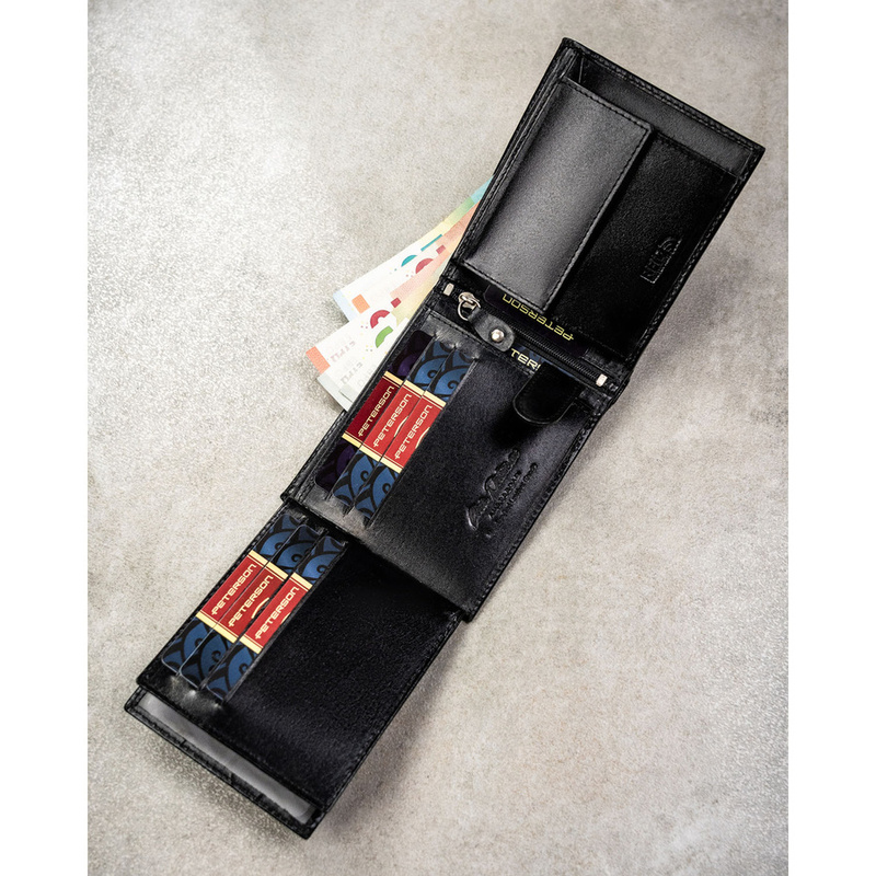 Portfel męski ze skóry naturalnej w czarnym kolorze wyposażony w system RFID, w zestawie z brelokiem - Peterson