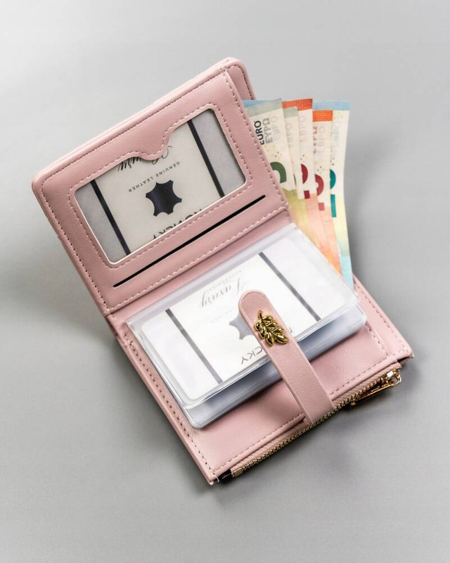 Mały damski portfel z haftem liści od 4U Cavaldi