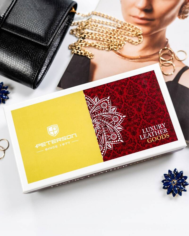 Skórzany damski portfel Peterson PTN 421028-BF SILVER