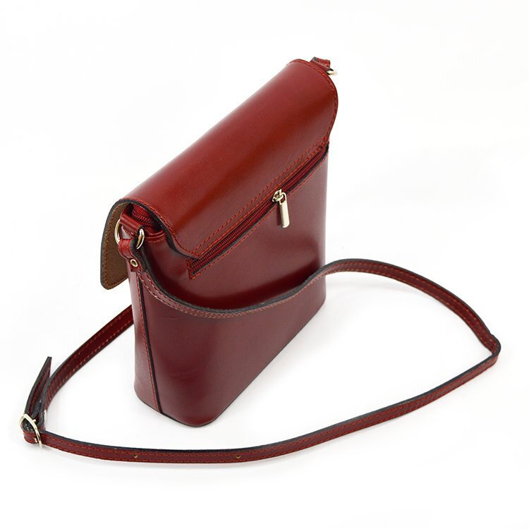 Klasyczna skórzana elegancka damska listonoszka