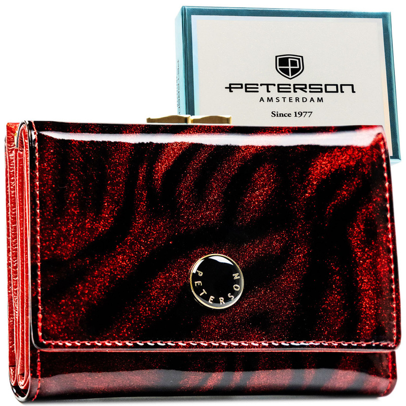 Średniej wielkości, lakierowany czerwony portfel damski wykonany ze skóry naturalnej i ekologicznej - Peterson