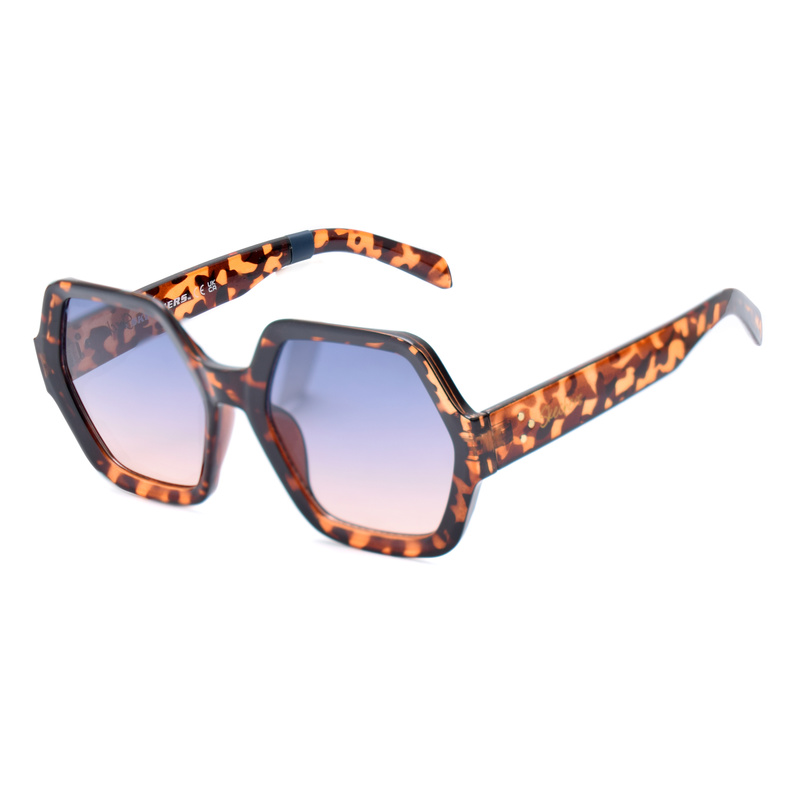 Okulary SKECHERS SE6223-5752W. Okulary przeciwsłoneczne, Kolor czarny. Kobieta.