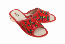 Wygodne damskie niskie kapcie z motywem góralskim kwiatowym Wójciak Podhale