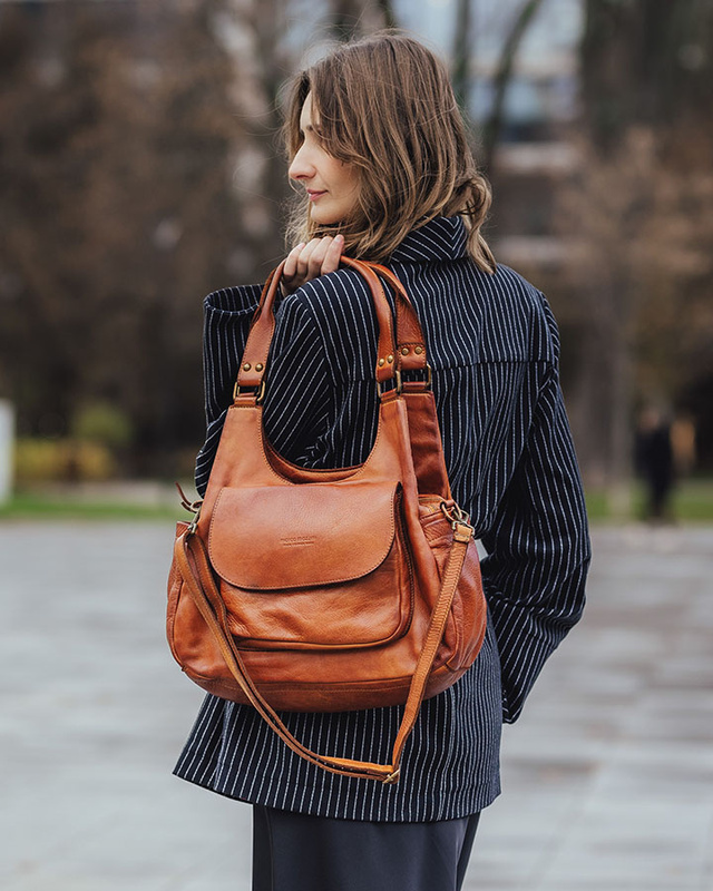 Włoska torebka skórzana z kieszenią z przodu retro bag handmade - MARCO MAZZINI brąz camel