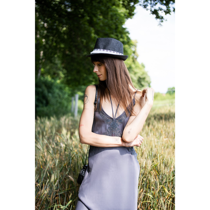 Bandana Metropolitan