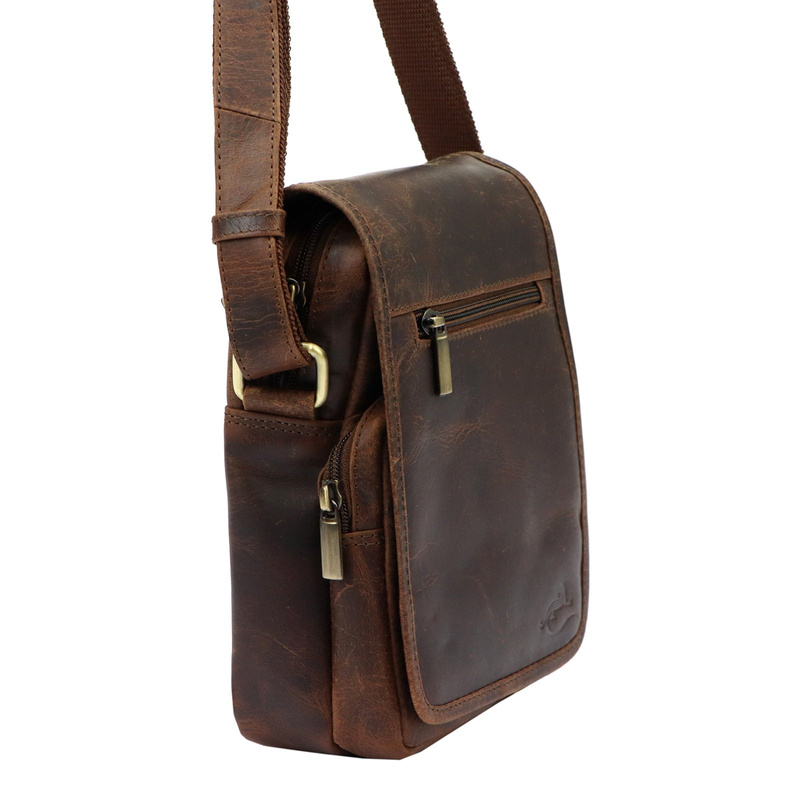 Saszetka męska na ramię skórzana od marki Andreas