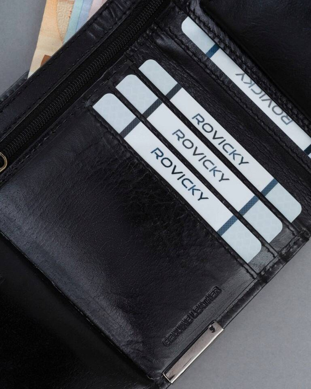 Pojemny męski skórzany portfel z RFID od Ronaldo