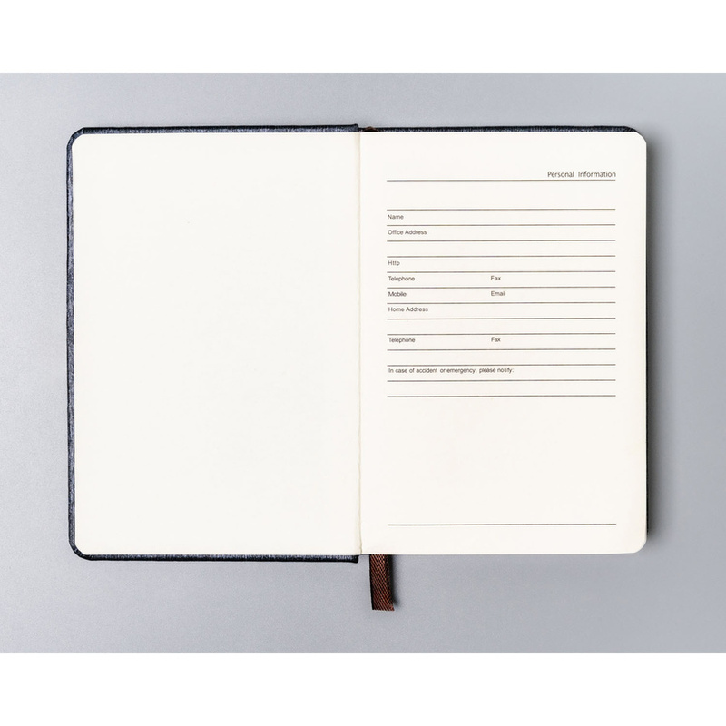 Notes w formacie A6 w szarym kolorze zadrukowany w kropki - Peterson