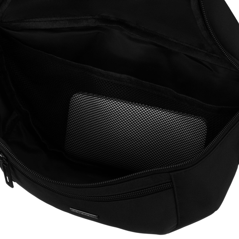 Czarna saszetka męska z kieszenią zewnętrzną na suwak - Peterson