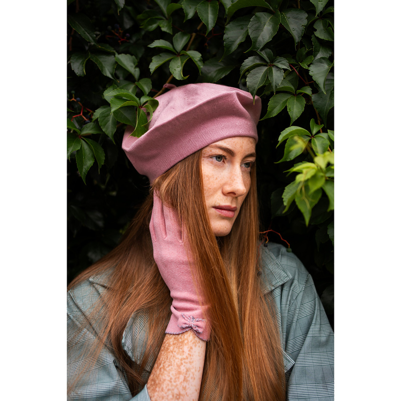 Beret Zima W Neapolu