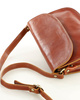 Skórzana torebka saddle bag półksiężyc sztywna skóra - MARCO MAZZINI brąz camel