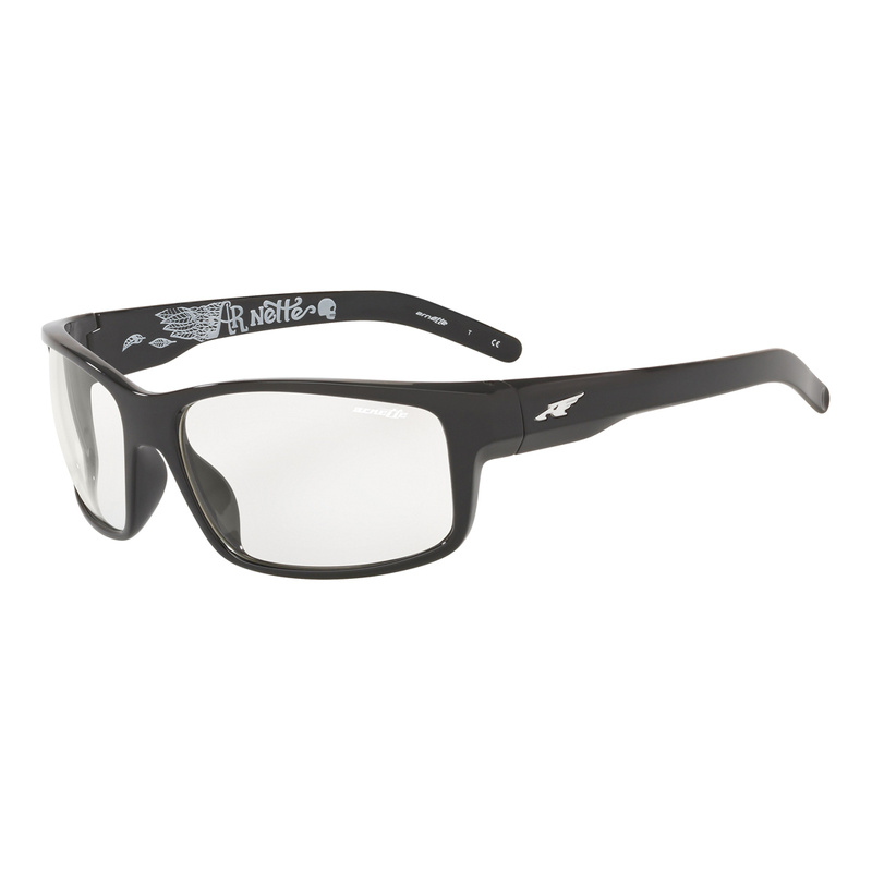 Okulary ARNETTE AN4202-22675X. Okulary przeciwsłoneczne, Kolor czarny. Mężczyzna.