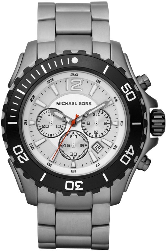 Zegarek MICHAEL KORS MK8230. Kwarcowy, Kolor srebrny. Mężczyzna.