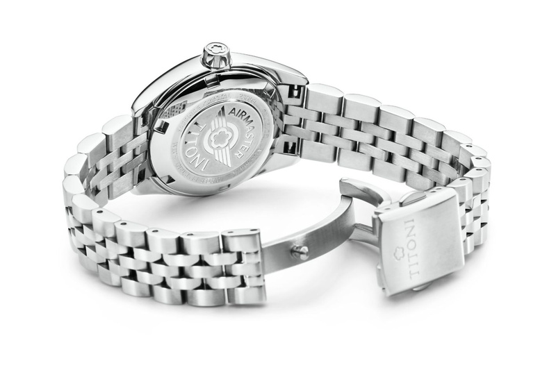 Zegarek TITONI 23909S-063. Automatyczny, Kolor biały. Kobieta.