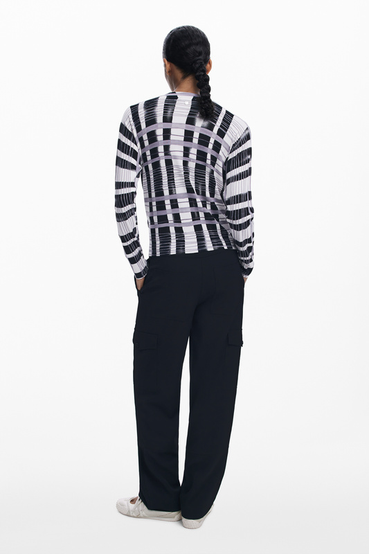 BIA�Y SWETER DAMSKI DESIGUAL