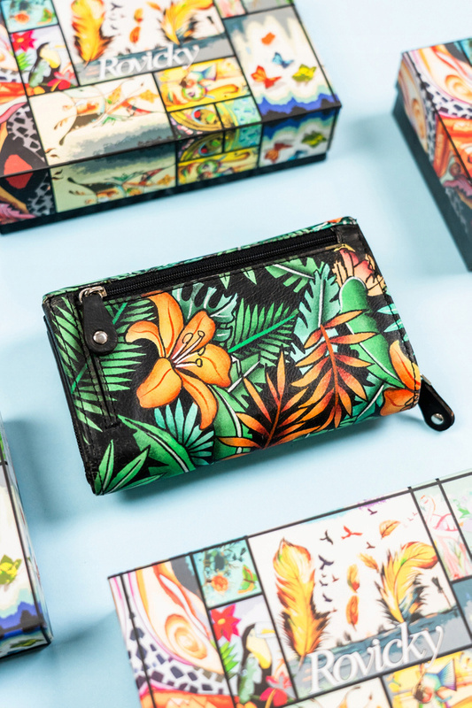Rovicky Pojemny skórzany portfel damski na zatrzask roślinny wzór