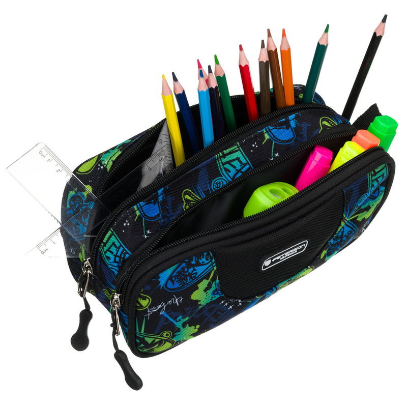 Dwukomorowy piórnik szkolny z poliestru pokryty wzorem w deskorolki - Peterson