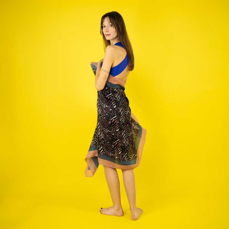 Apaszka Satin Bodhi M