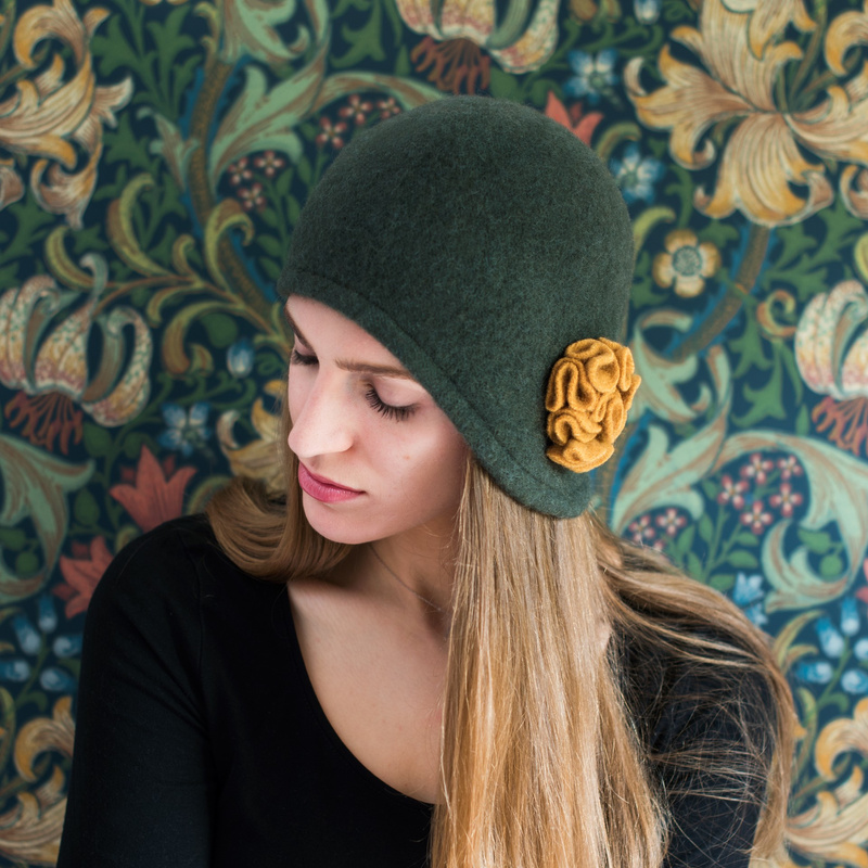 Beret Zima W Neapolu