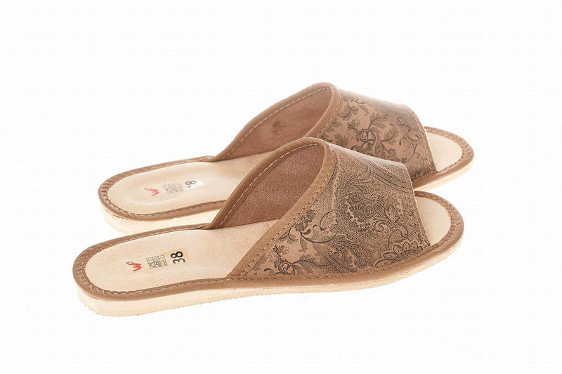 Wójciak Podhale damskie kapcie domowe skóra naturalna klin 1,5 cm