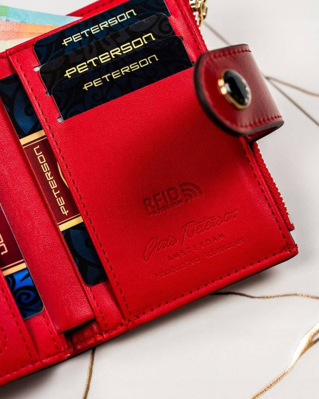 Zgrabny portfel damski ze skóry eko Peterson RFID