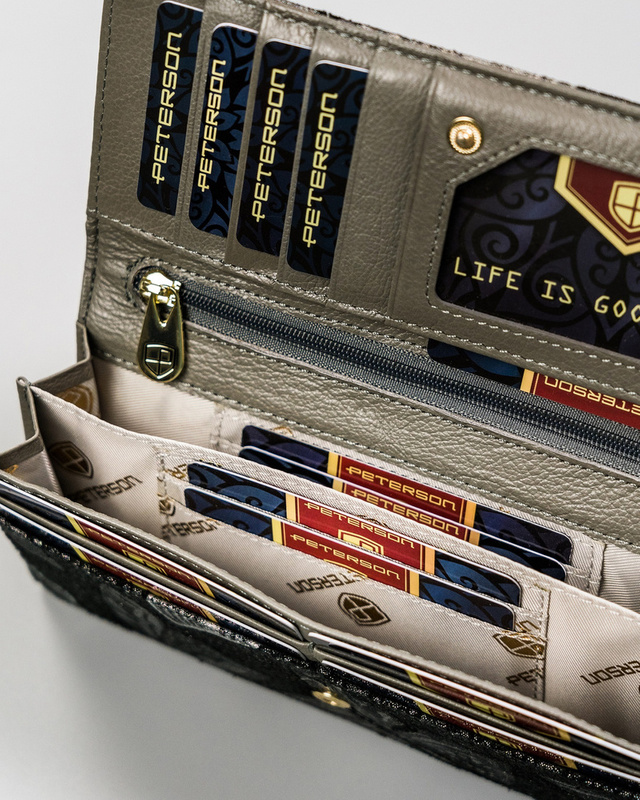 Skórzany damski portfel Peterson PTN 421028-ONBF