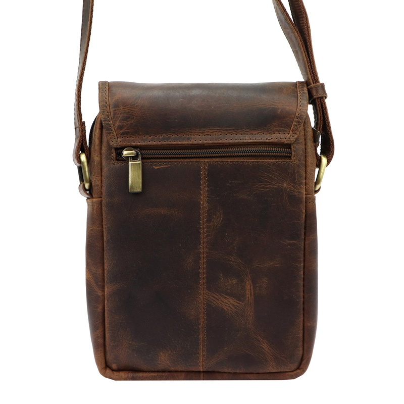 Saszetka męska na ramię skórzana od marki Andreas