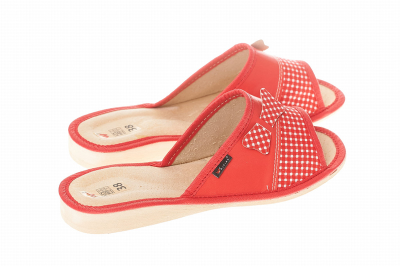 Wójciak Podhale damskie kapcie domowe ze skóry naturalnej z kokardą