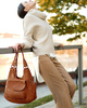 Włoska torebka skórzana z kieszenią z przodu retro bag handmade - MARCO MAZZINI brąz camel