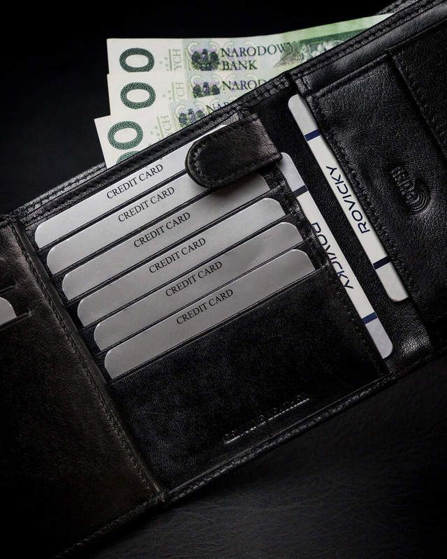 Pojemny portfel męski skórzany z RFID - Rovicky