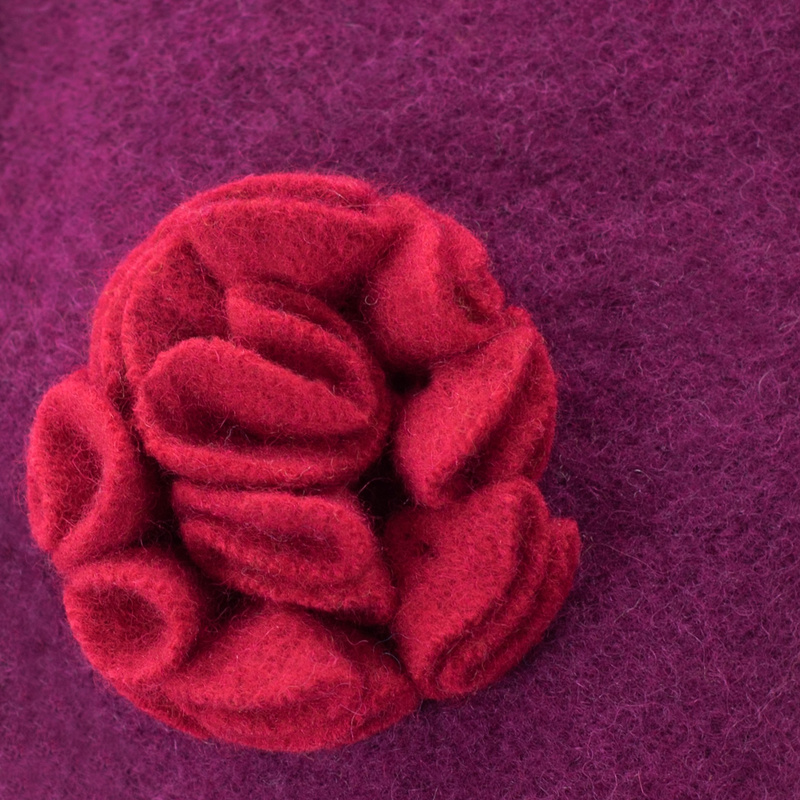 Beret Zima W Neapolu