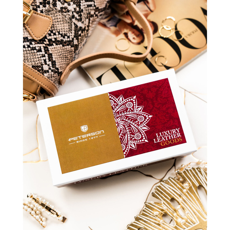 Mały, brązowy portfel damski ze skóry naturalnej z systemem RFID - Peterson