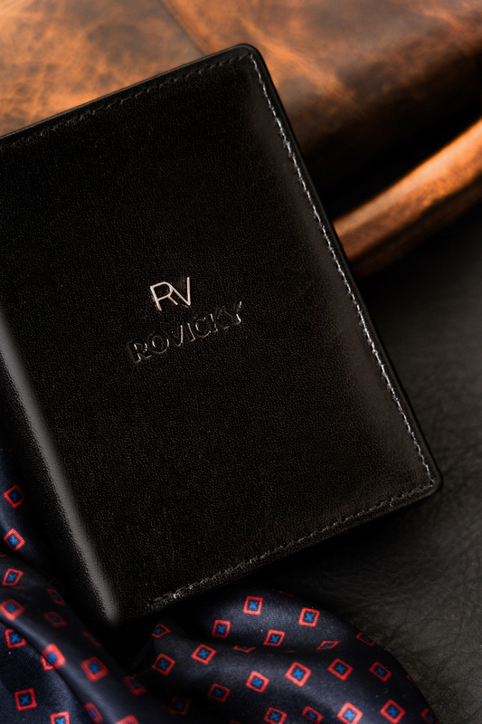 Skórzany męski klasyczny portfel z RFID od Rovicky