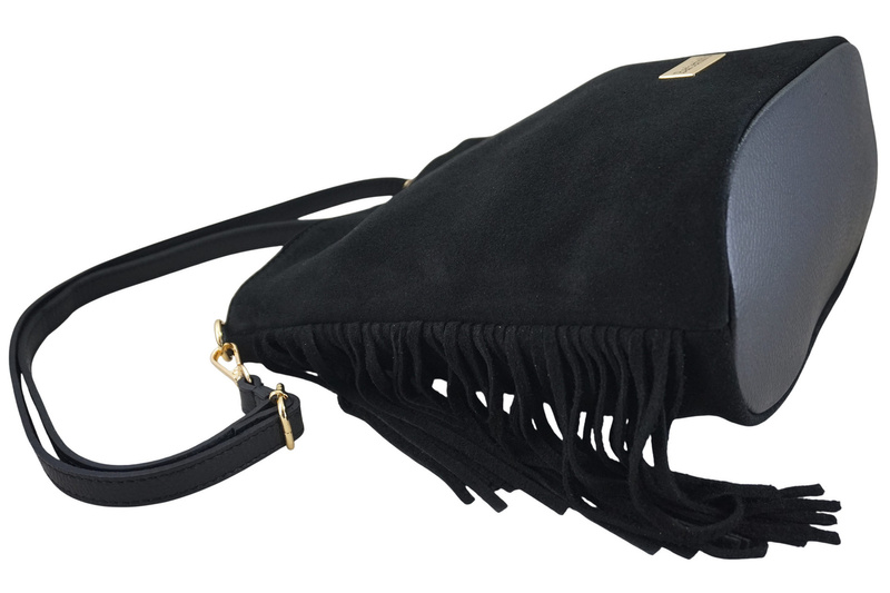 Zamszowa torebka boho z frędzlami - Czarna