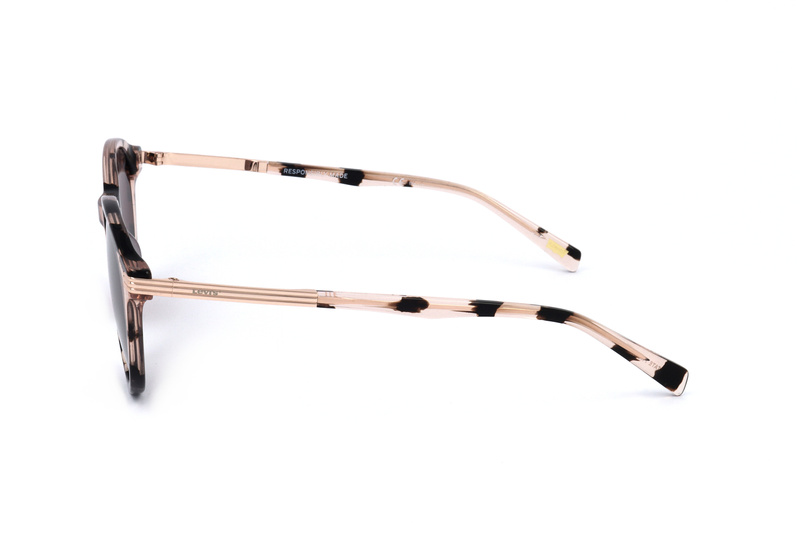 Okulary LEVI'S LV-5021-S-HT8. Okulary przeciwsłoneczne, Kolor czarny. Kobieta.