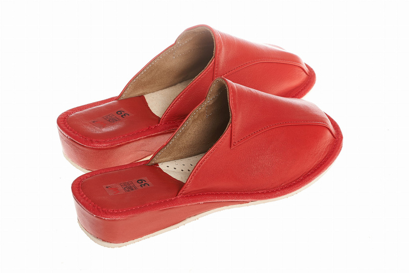 Wójciak Podhale damskie kapcie skóra naturalna zabudowane klin 3,5 cm