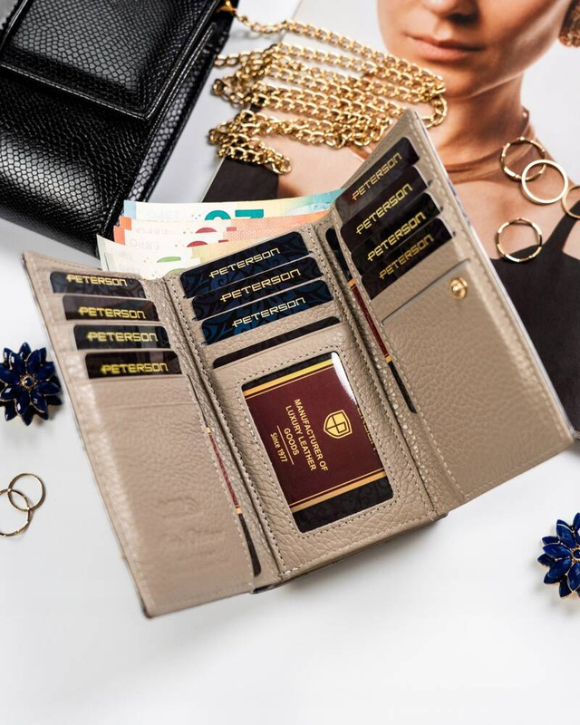 Skórzany damski portfel Peterson PTN 42108-BF SILVER