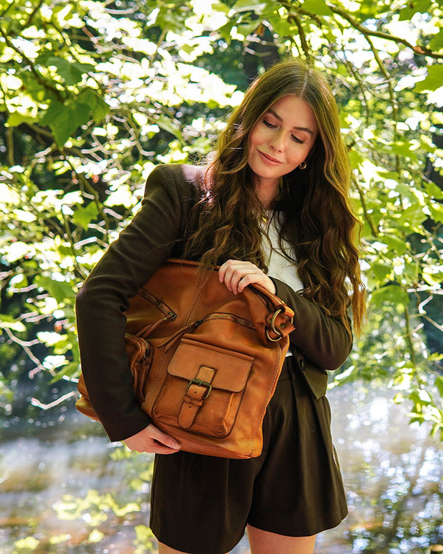 Torebka skórzana na ramię pockets old pelle lavata - MARCO MAZZINI brąz camel