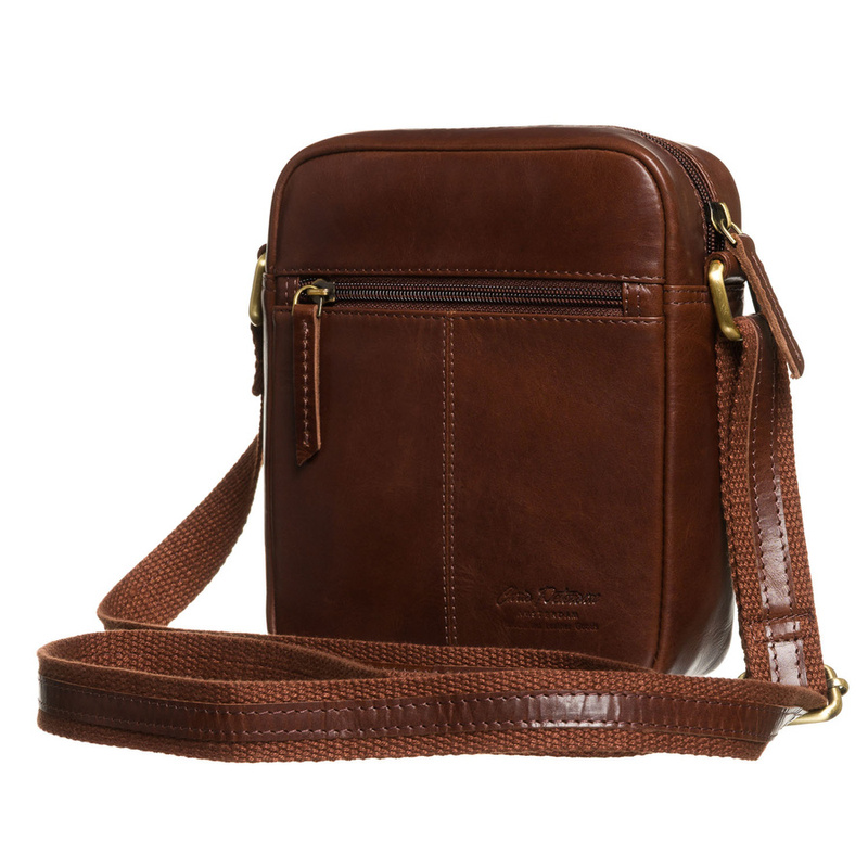 Brązowa listonoszka męska ze skóry naturalnej zamykana suwakiem - Peterson