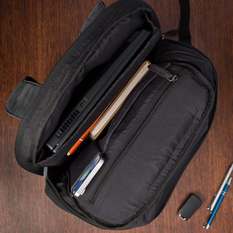 Plecak skórzany na laptopa 15,6 biznesowy duży A4 pojemny czarny premium Beltimore N09